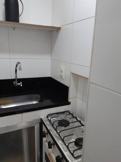 Quarto E Sala A Uma Quadra Da Praia Copacabana Posto 02 Rio de Janeiro Exteriör bild